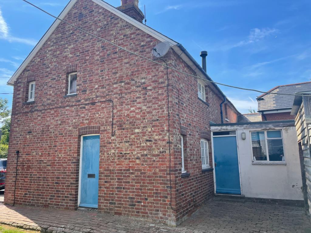 Lot: 39 - FREEHOLD STATUTORY INVESTMENT -